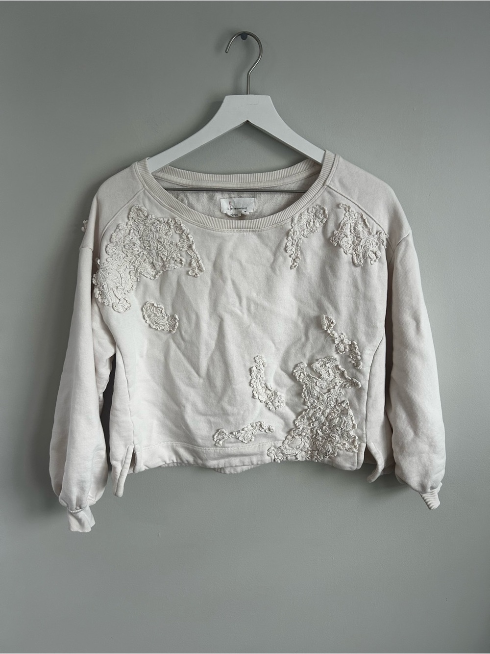 Anthropologie Ivory Crochet Appliqué Pullover Cotton Sweatshirt Size XS - Picture 3 of 7